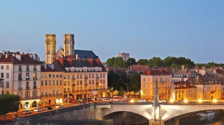 Nuits D'Hermes & Spa Chalon-sur-Saône Extérieur photo